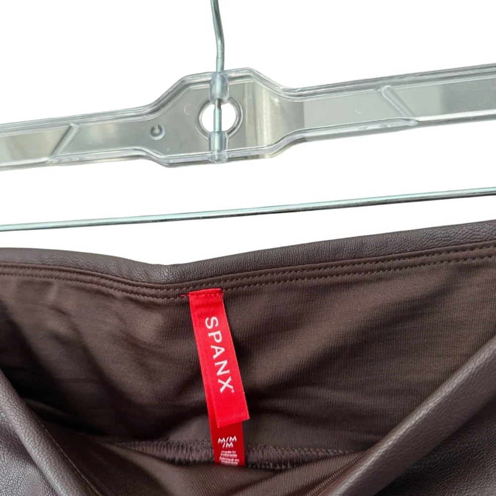 NWT Spanx Cherry Brown Chocolate Faux Leather Like Front Slit Pants Womens M - Picture 4 of 7